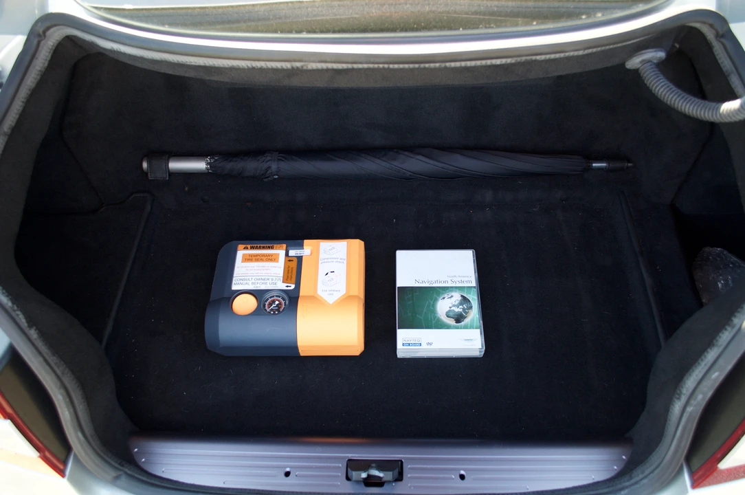 2008 Aston Martin DB9 - Image 13 of 17