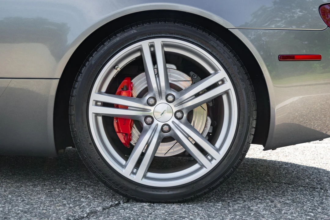 2008 Aston Martin DB9 - Image 23 of 31