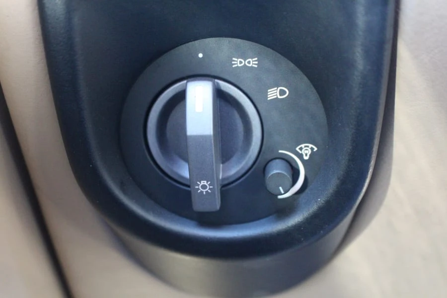 2008 Aston Martin DB9 - Image 31 of 31