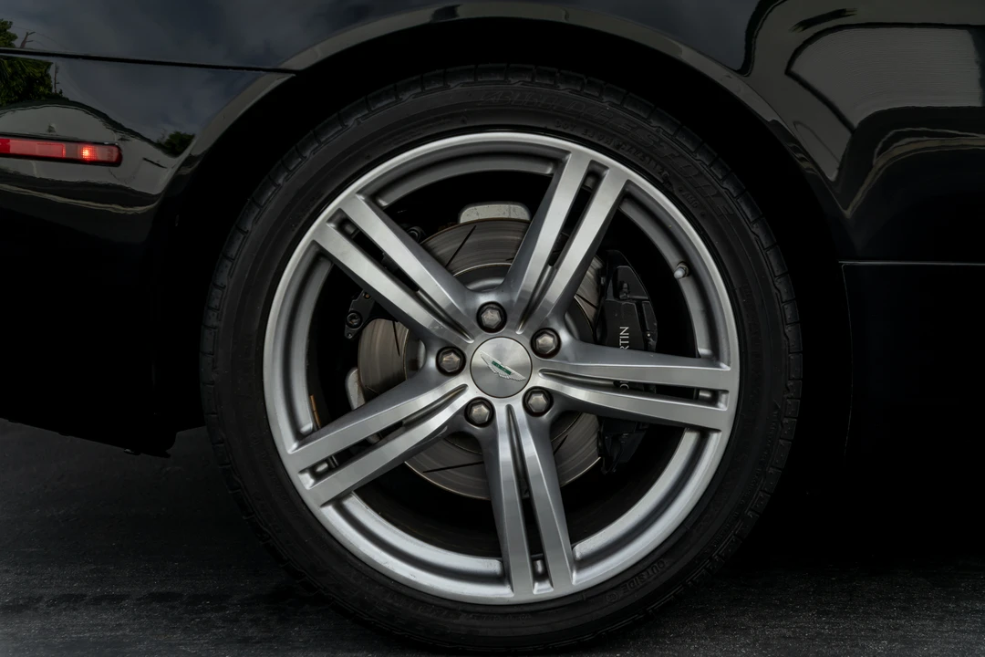 2008 Aston Martin DB9 - Image 27 of 31