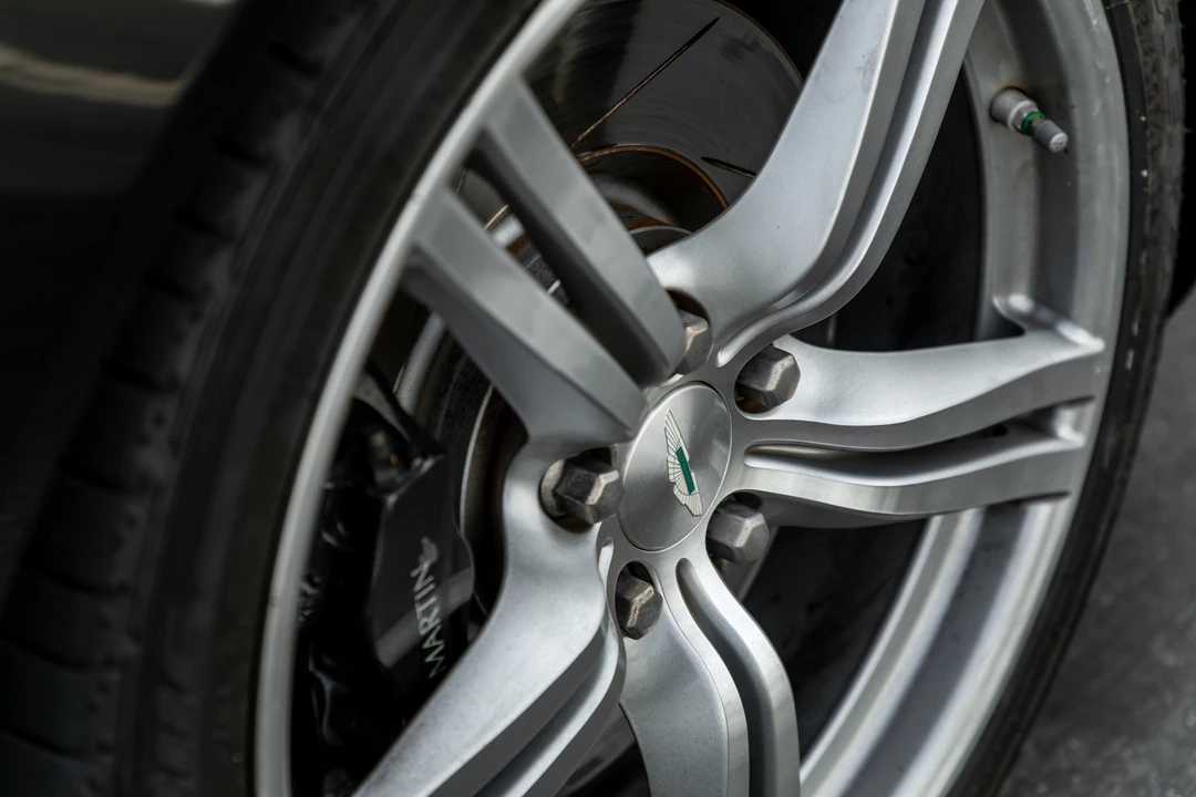 2008 Aston Martin DB9 - Image 28 of 31
