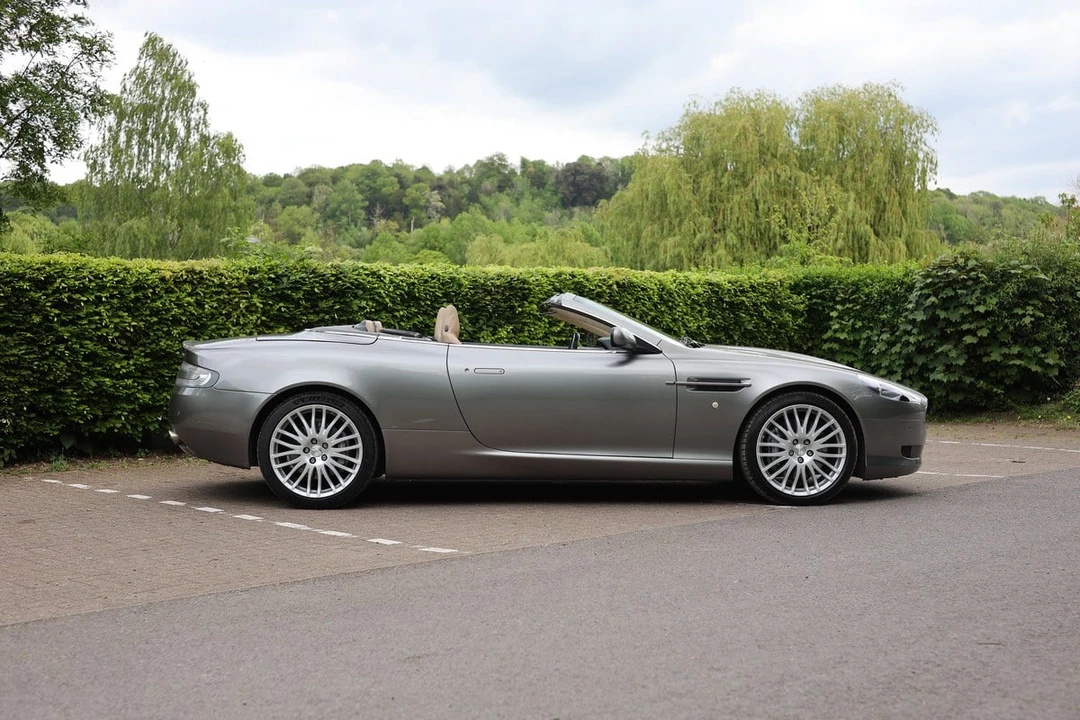 2008 Aston Martin DB9 - Image 11 of 31