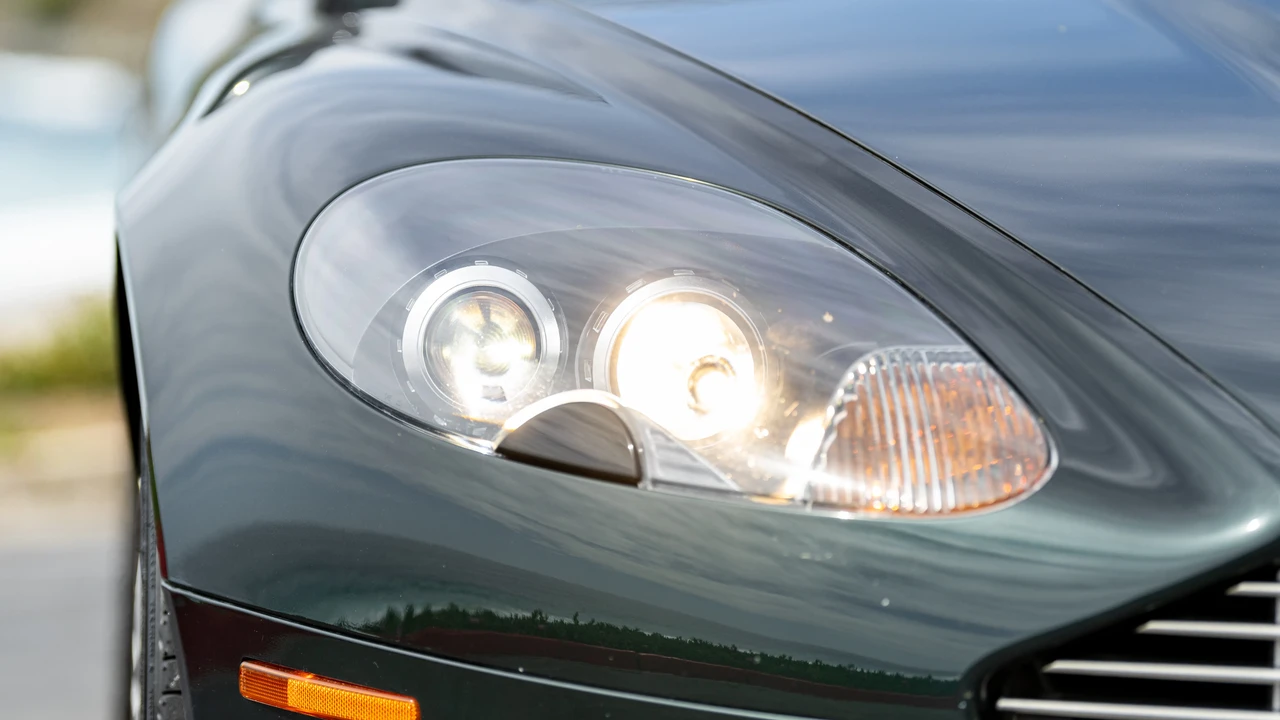 2008 Aston Martin DB9 - Image 19 of 31