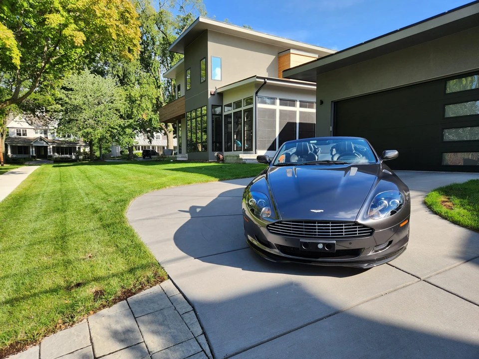 2008 Aston Martin DB9 - Image 8 of 31