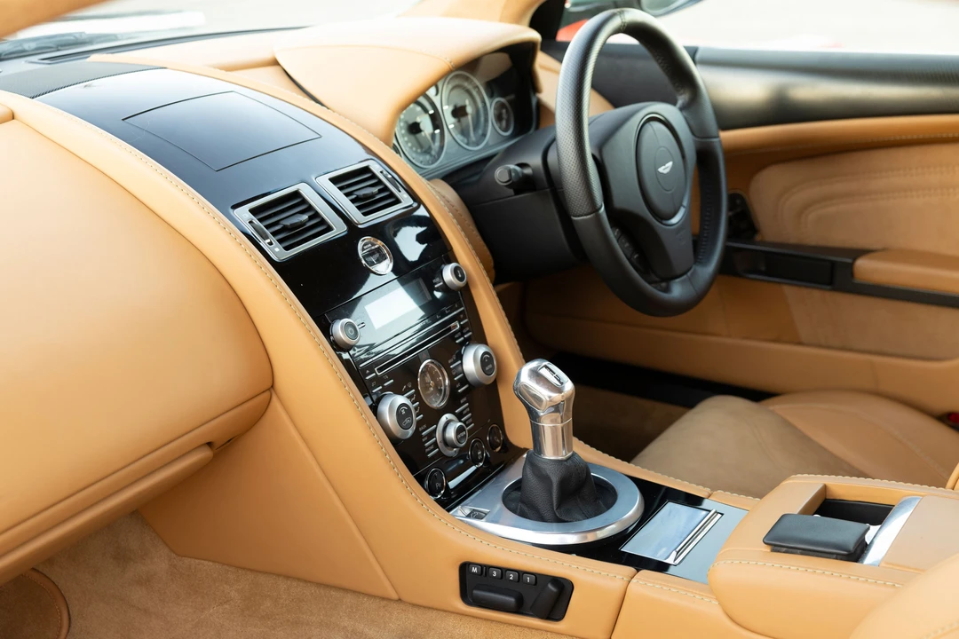 2008 Aston Martin DBS (2008-2012) - Image 10 of 26