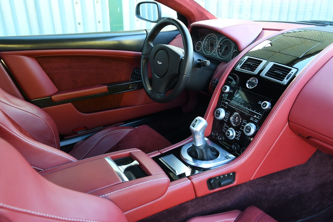 2008 Aston Martin DBS (2008-2012) - Image 5 of 31