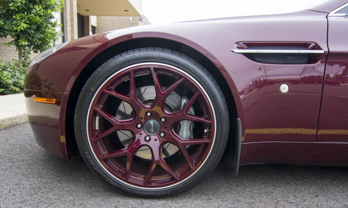 2008 Aston Martin V8 Vantage (2006-2017) - Image 5 of 28