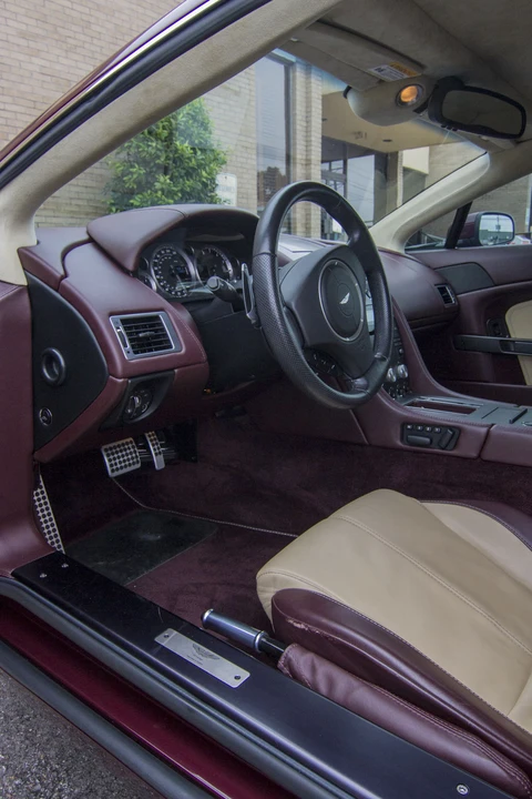 2008 Aston Martin V8 Vantage (2006-2017) - Image 19 of 28
