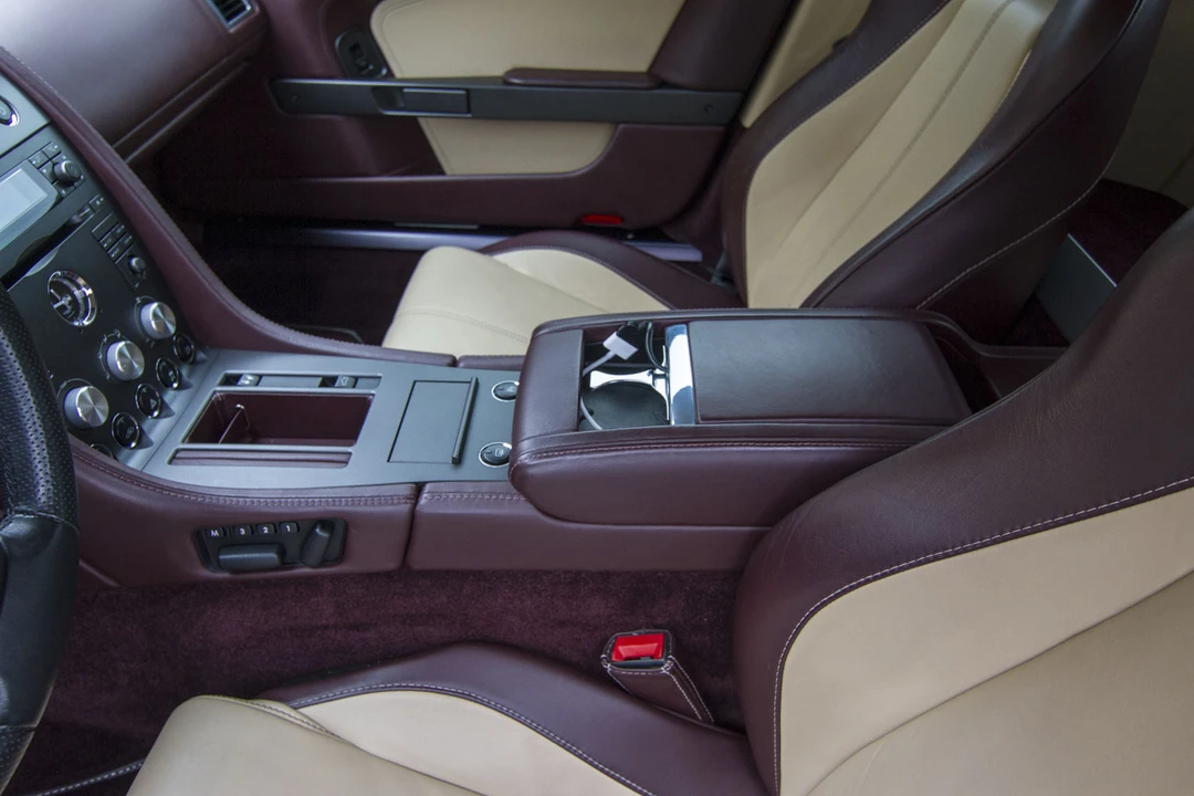 2008 Aston Martin V8 Vantage (2006-2017) - Image 27 of 28