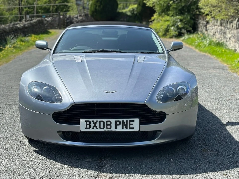 2008 Aston Martin V8 Vantage (2006-2017) - Image 15 of 30