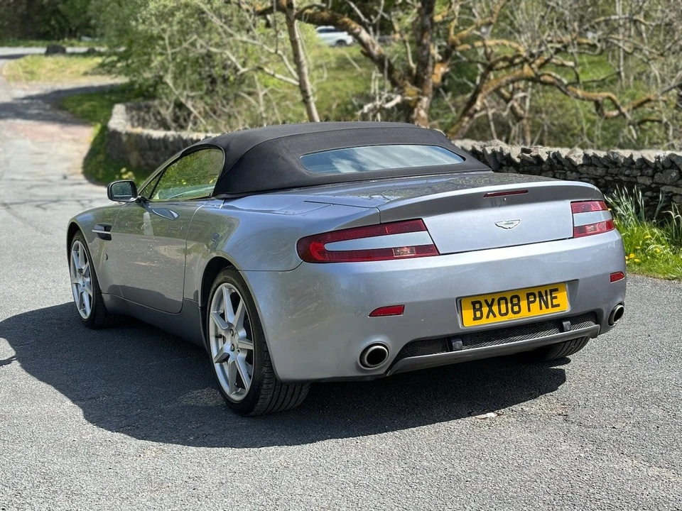 2008 Aston Martin V8 Vantage (2006-2017) - Image 19 of 30