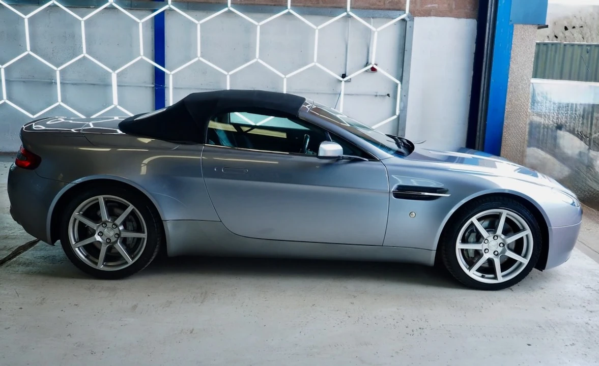 2008 Aston Martin V8 Vantage (2006-2017) - Image 25 of 30