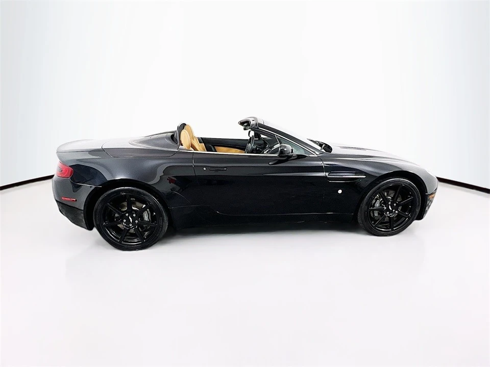 2008 Aston Martin V8 Vantage (2006-2017) - Image 8 of 12