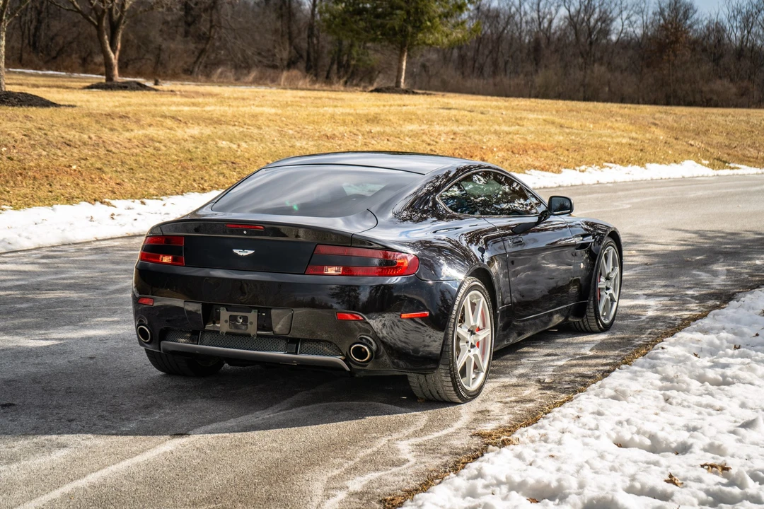 2008 Aston Martin V8 Vantage (2006-2017) - Image 24 of 31