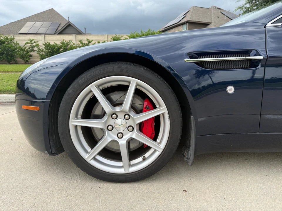2008 Aston Martin V8 Vantage (2006-2017) - Image 24 of 31