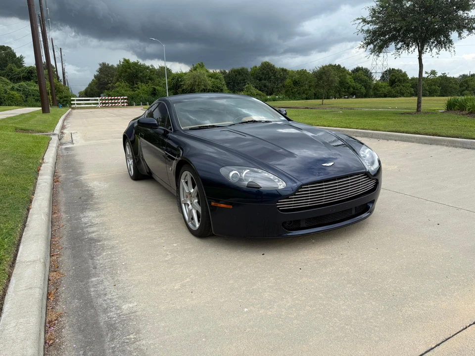 2008 Aston Martin V8 Vantage (2006-2017) - Image 9 of 31