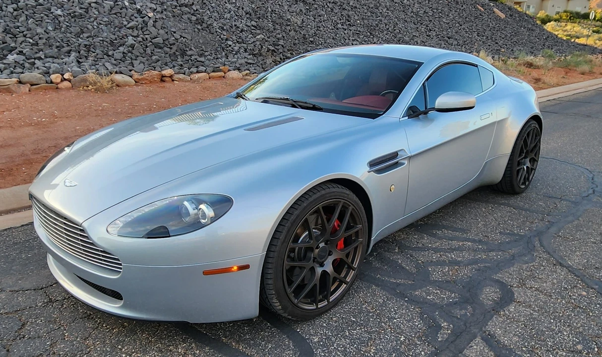 2008 Aston Martin V8 Vantage (2006-2017) - Image 24 of 31