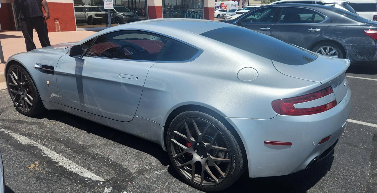 2008 Aston Martin V8 Vantage (2006-2017) - Image 22 of 31