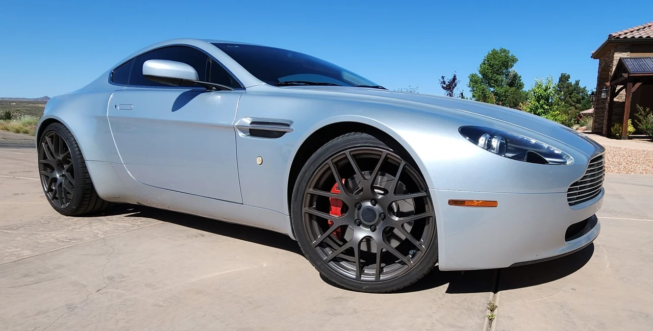 2008 Aston Martin V8 Vantage (2006-2017) - Image 16 of 31