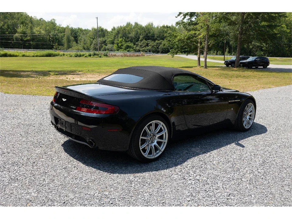 2008 Aston Martin Vantage - Image 15 of 31