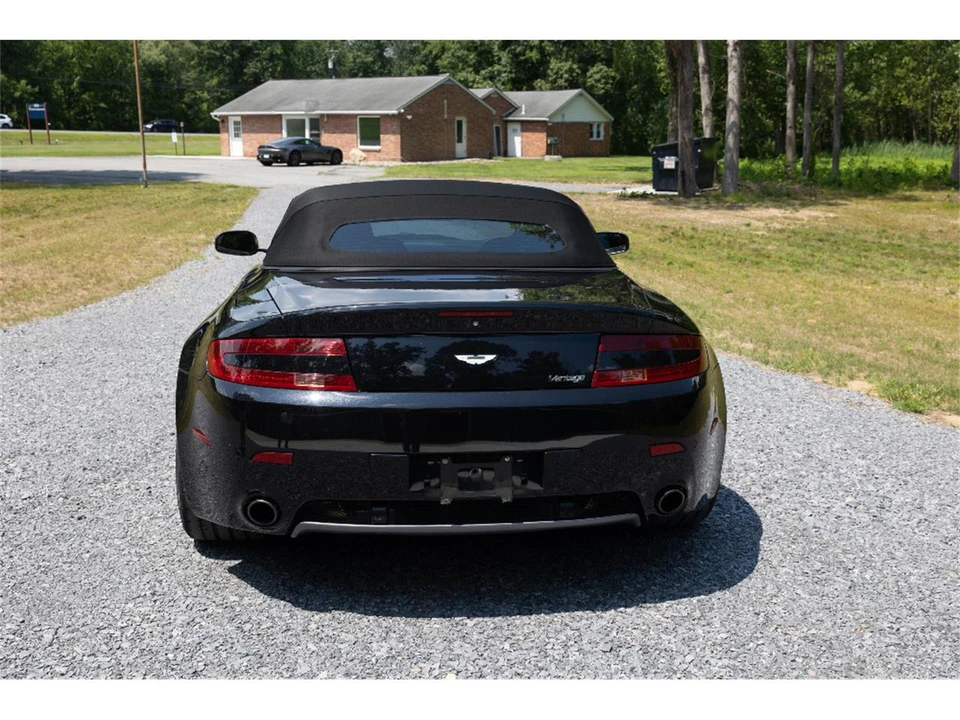2008 Aston Martin Vantage - Image 12 of 31