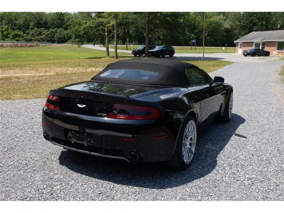 2008 Aston Martin Vantage - Image 14 of 31