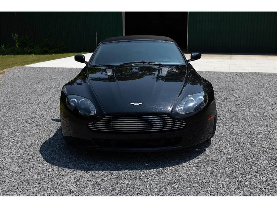 2008 Aston Martin Vantage - Image 2 of 31