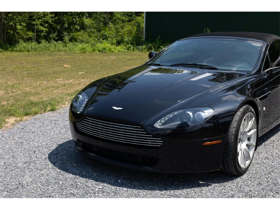 2008 Aston Martin Vantage - Image 23 of 31