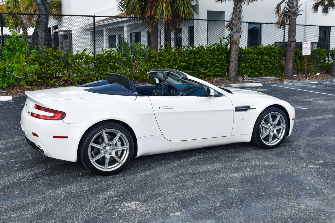 2008 Aston Martin V8 Vantage (2006-2017) - Image 29 of 31