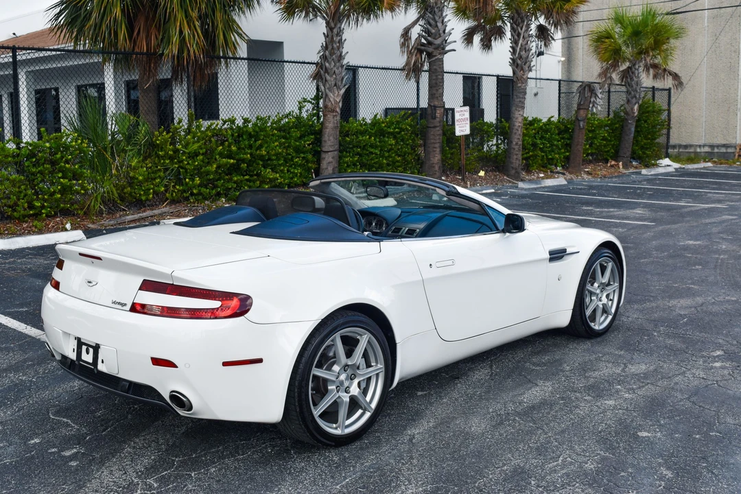 2008 Aston Martin V8 Vantage (2006-2017) - Image 25 of 31