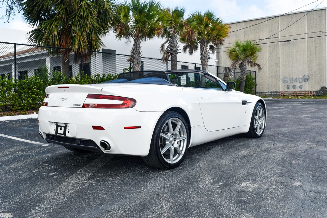 2008 Aston Martin V8 Vantage (2006-2017) - Image 23 of 31