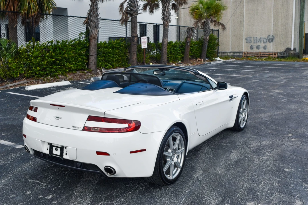 2008 Aston Martin V8 Vantage (2006-2017) - Image 22 of 31