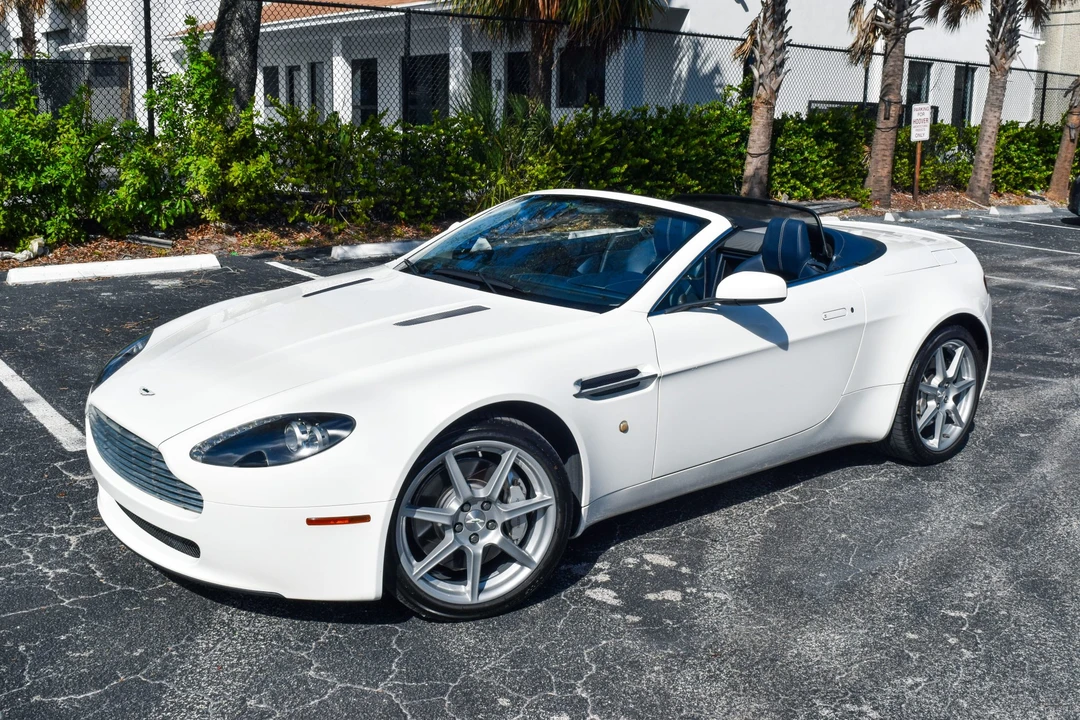2008 Aston Martin V8 Vantage (2006-2017) - Image 2 of 31
