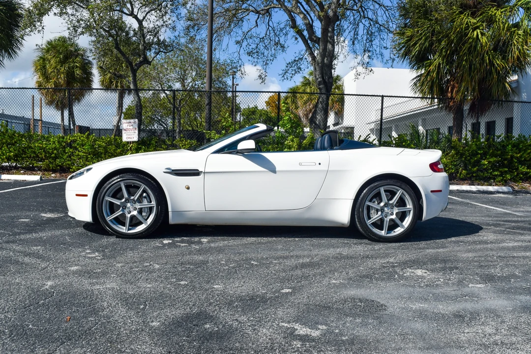 2008 Aston Martin V8 Vantage (2006-2017) - Image 13 of 31