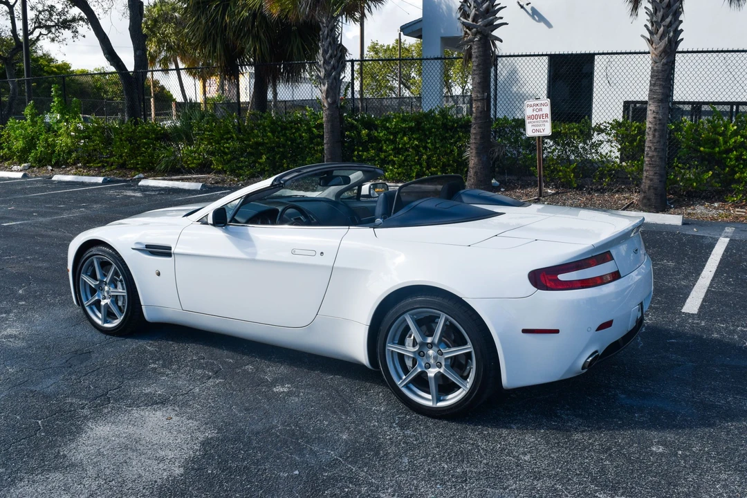 2008 Aston Martin V8 Vantage (2006-2017) - Image 16 of 31