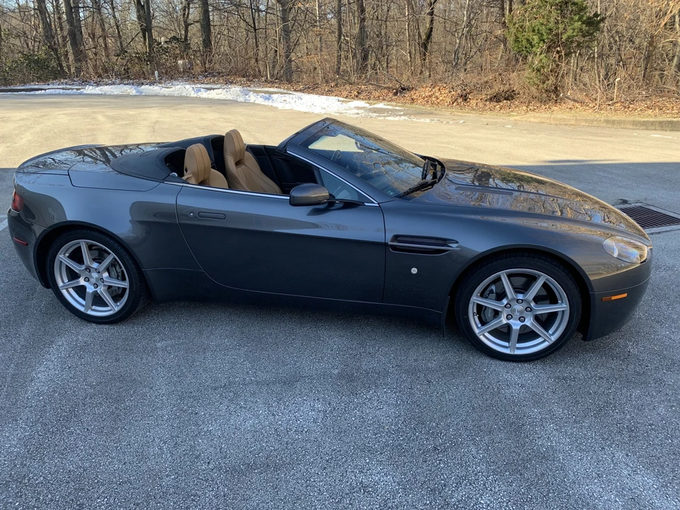 2008 Aston Martin V8 Vantage (2006-2017) - Image 17 of 31