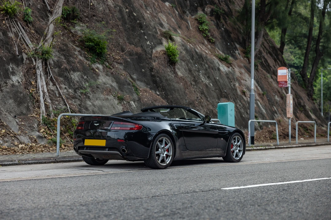 2008 Aston Martin V8 Vantage (2006-2017) - Image 17 of 31