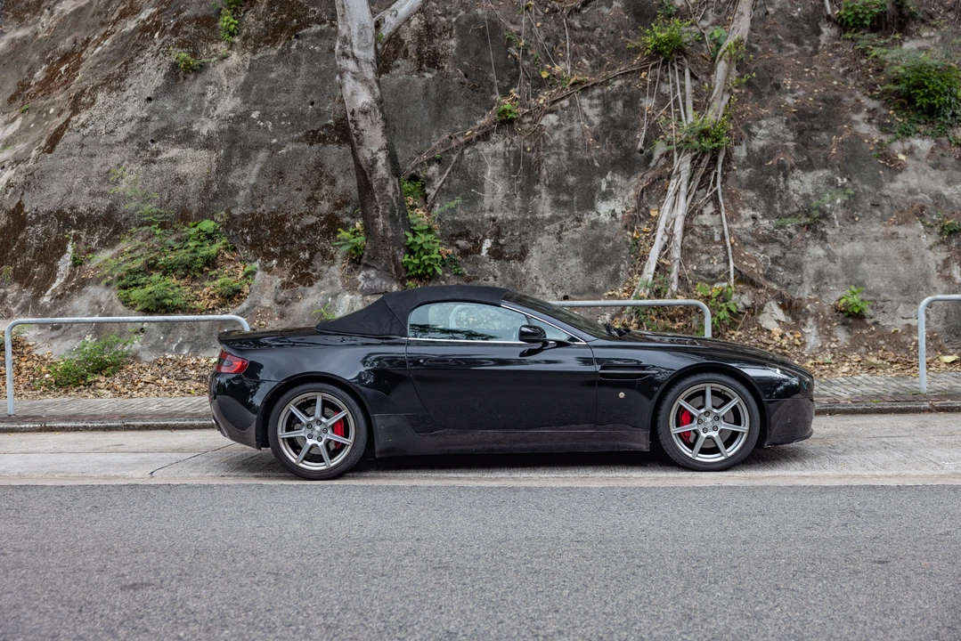 2008 Aston Martin V8 Vantage (2006-2017) - Image 10 of 31