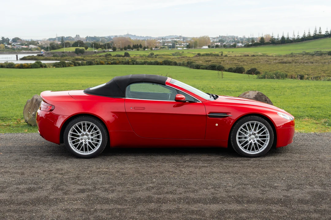 2008 Aston Martin V8 Vantage (2006-2017) - Image 18 of 31