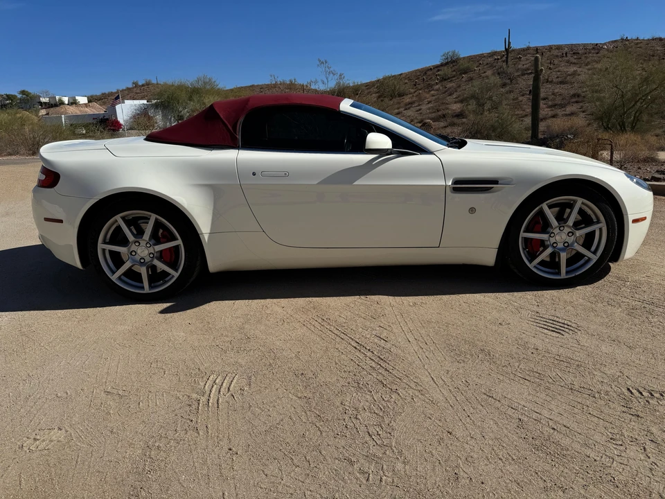 2008 Aston Martin V8 Vantage (2006-2017) - Image 26 of 31