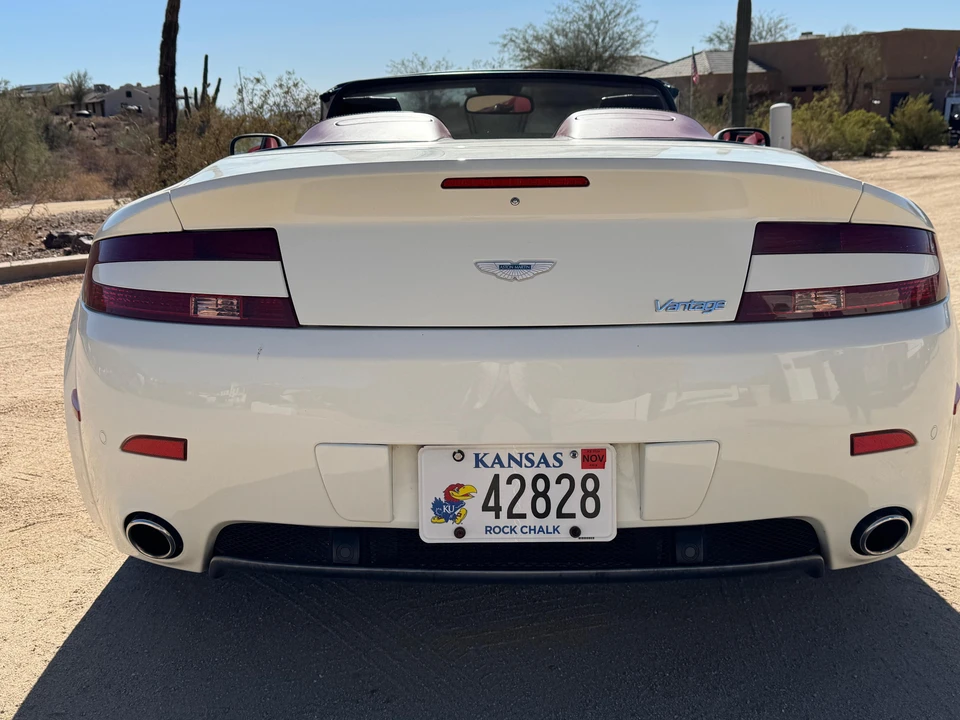 2008 Aston Martin V8 Vantage (2006-2017) - Image 12 of 31