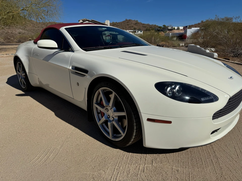 2008 Aston Martin V8 Vantage (2006-2017) - Image 30 of 31