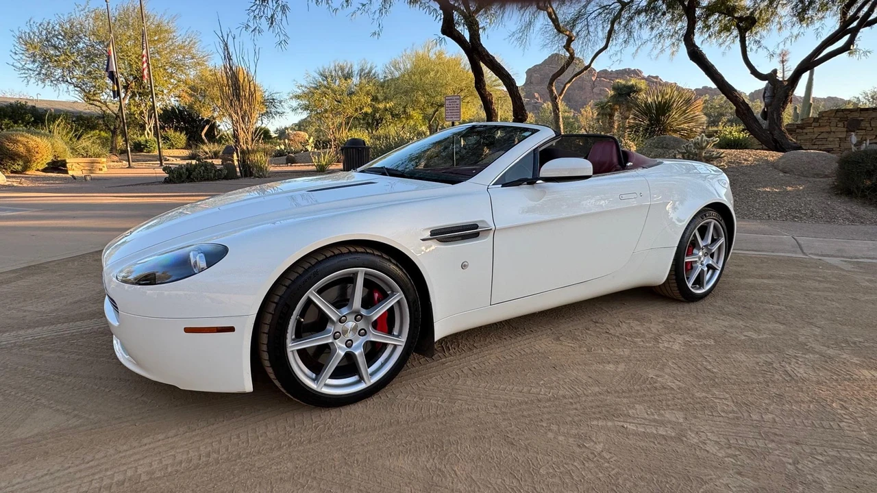 2008 Aston Martin V8 Vantage (2006-2017) - Image 8 of 31