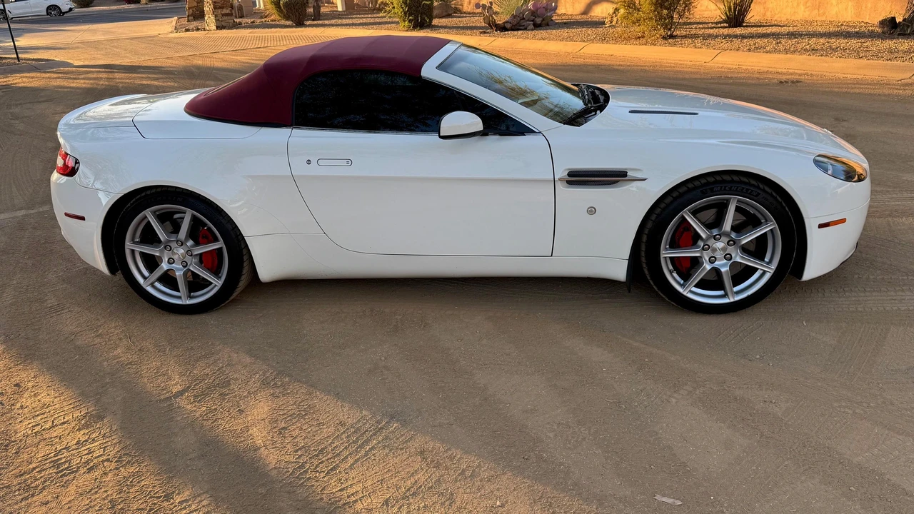 2008 Aston Martin V8 Vantage (2006-2017) - Image 27 of 31