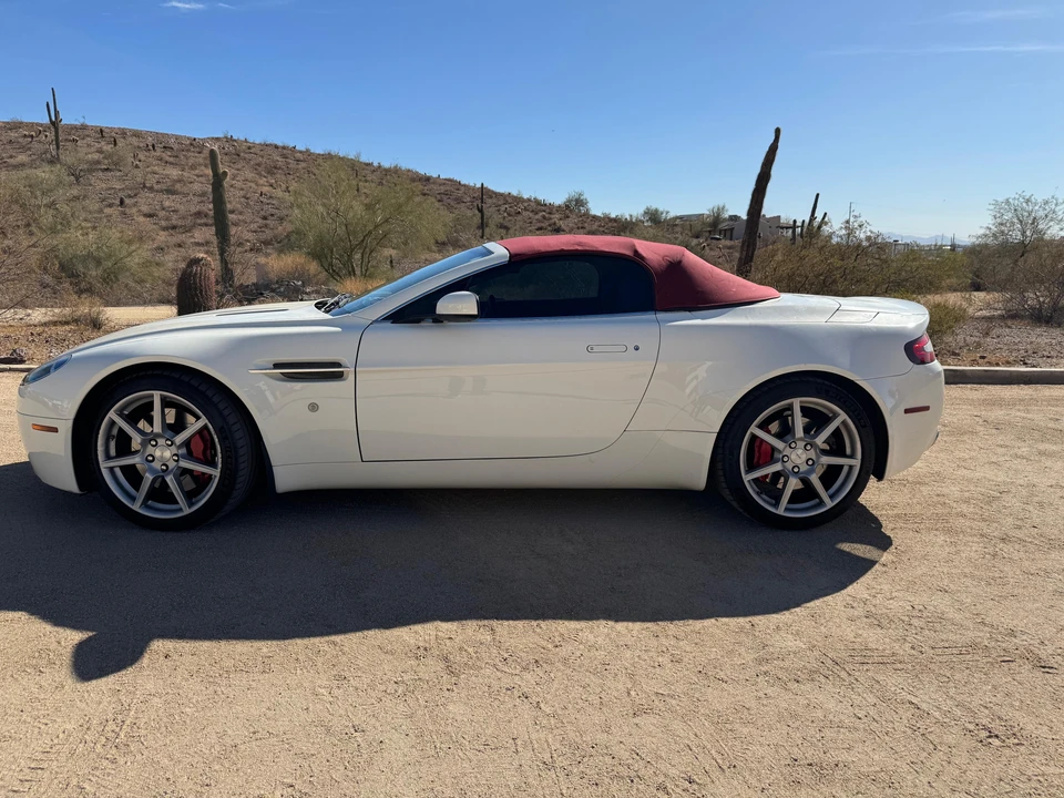2008 Aston Martin V8 Vantage (2006-2017) - Image 23 of 31