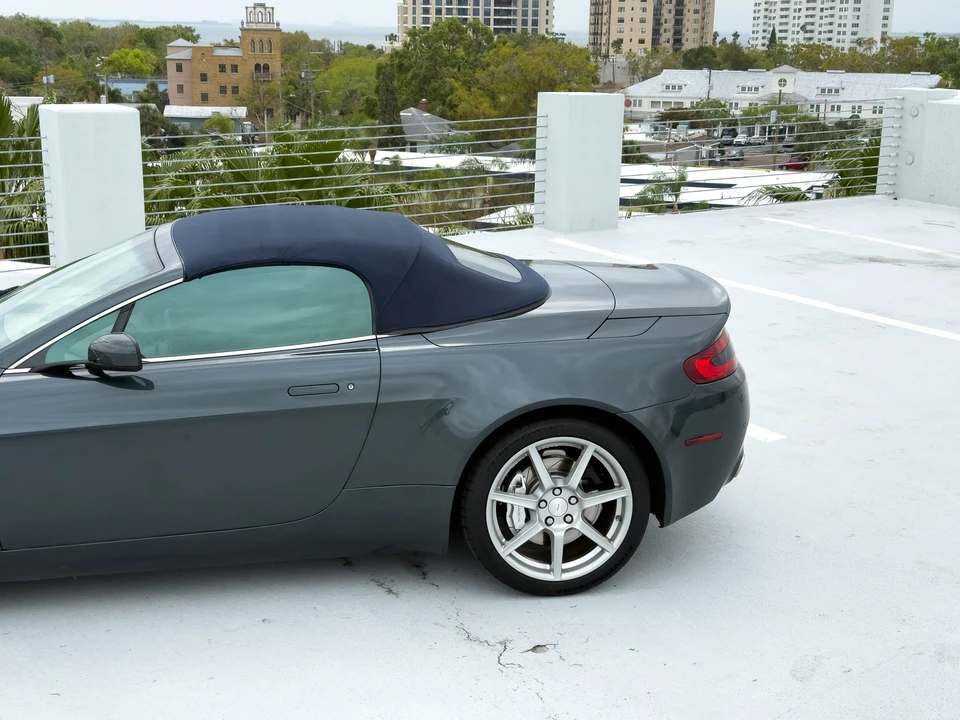 2008 Aston Martin V8 Vantage (2006-2017) - Image 29 of 31