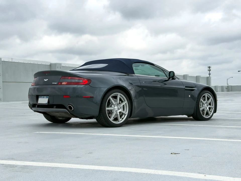 2008 Aston Martin V8 Vantage (2006-2017) - Image 25 of 31