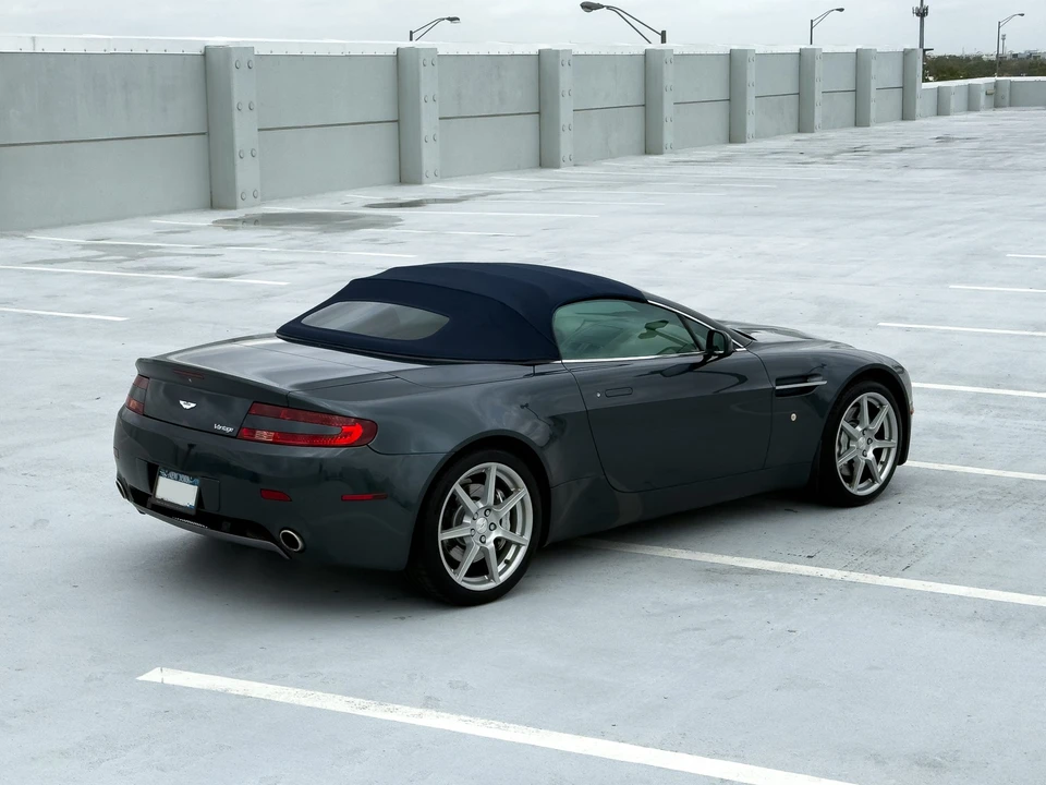 2008 Aston Martin V8 Vantage (2006-2017) - Image 23 of 31