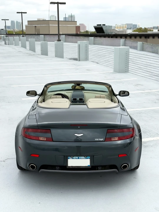 2008 Aston Martin V8 Vantage (2006-2017) - Image 9 of 31