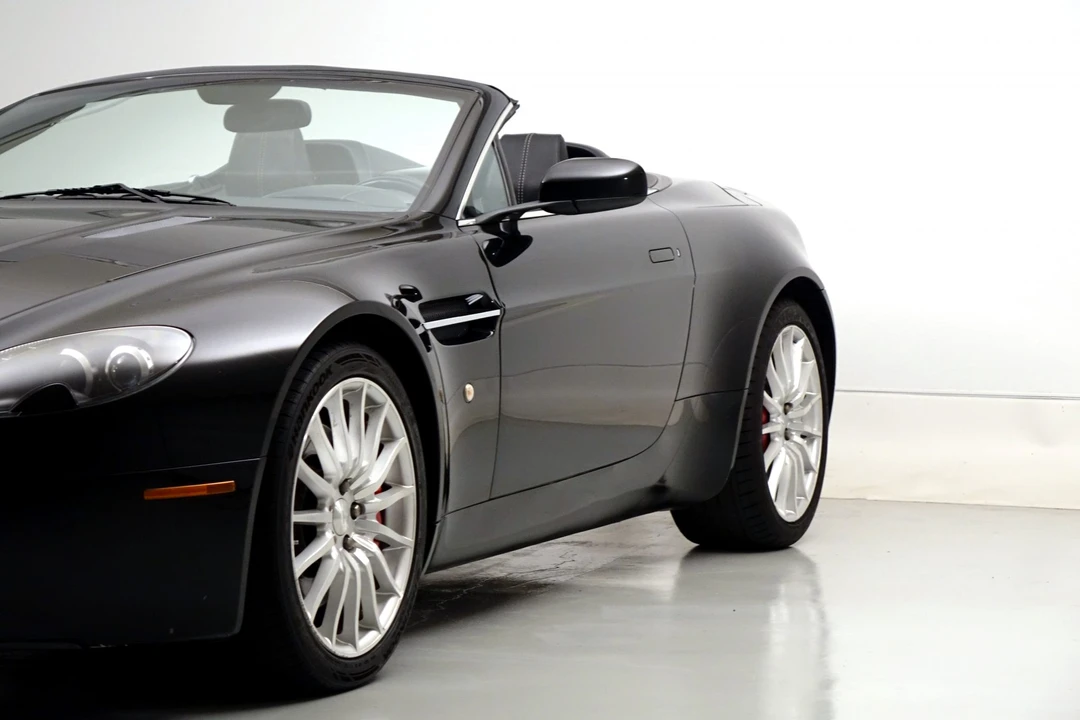 2008 Aston Martin V8 Vantage (2006-2017) - Image 26 of 31